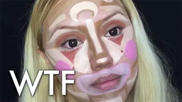 Dieses Mädchen macht ein Contouring ... und das Ergebnis gerät völlig außer Kontrolle!