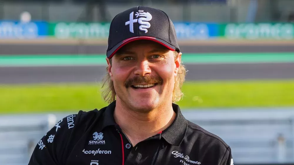 Wieso Formel-1-Rennfahrer Valtteri Bottas blank zieht