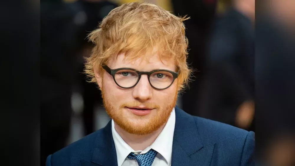Ed Sheeran versteigert 149 Unterhosen: Was steckt hinter der Aktion?