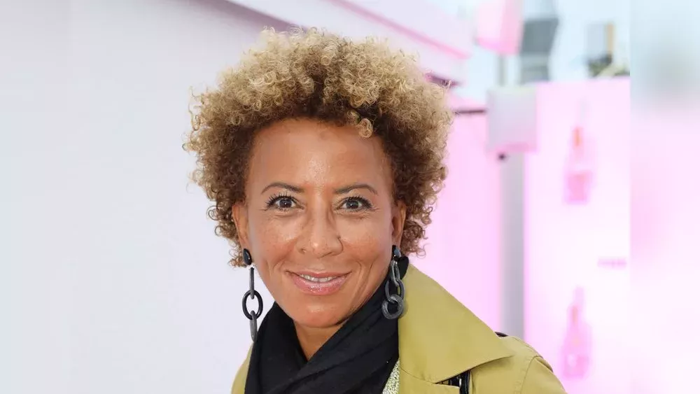 Nach erneuter Operation: So geht es TV-Star Arabella Kiesbauer