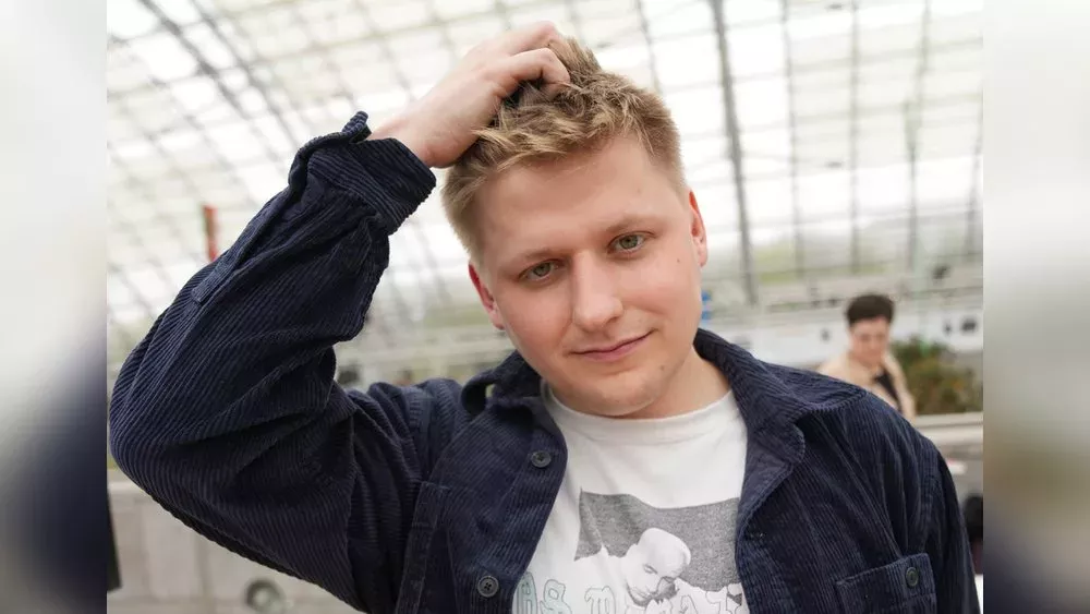 Sebastian "El Hotzo" Hotz wünscht sich keine Satiriker in der Politik