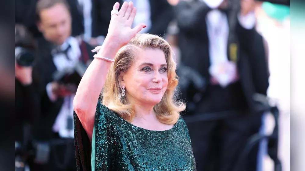 Catherine Deneuve: Die Geheimnisse einer Grande Dame, die nicht zu altern scheint