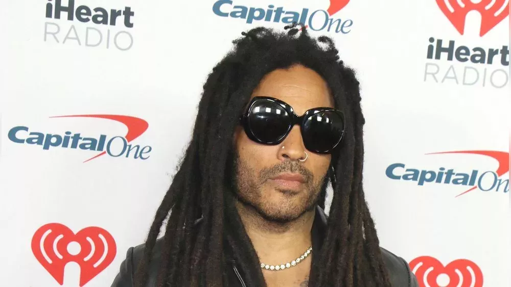 Lenny Kravitz entblößt: Erotisches Nackt-Video zu seinem neuen Song