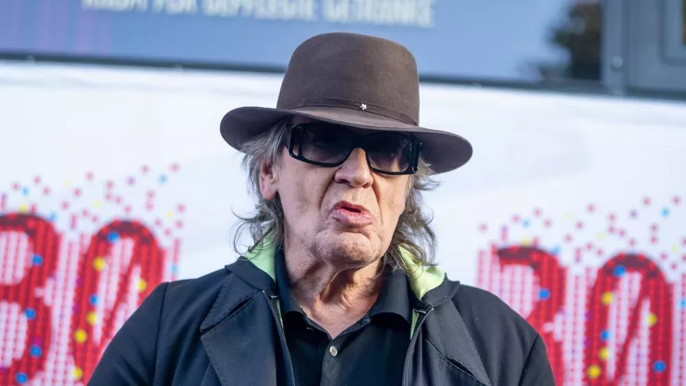 Eingriff überstanden: Udo Lindenberg meldet sich nach Knie-OP zurück
