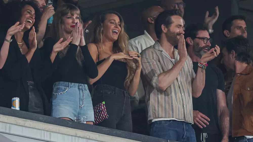 Taylor Swift sorgt für Staraufgebot im Football-Stadion