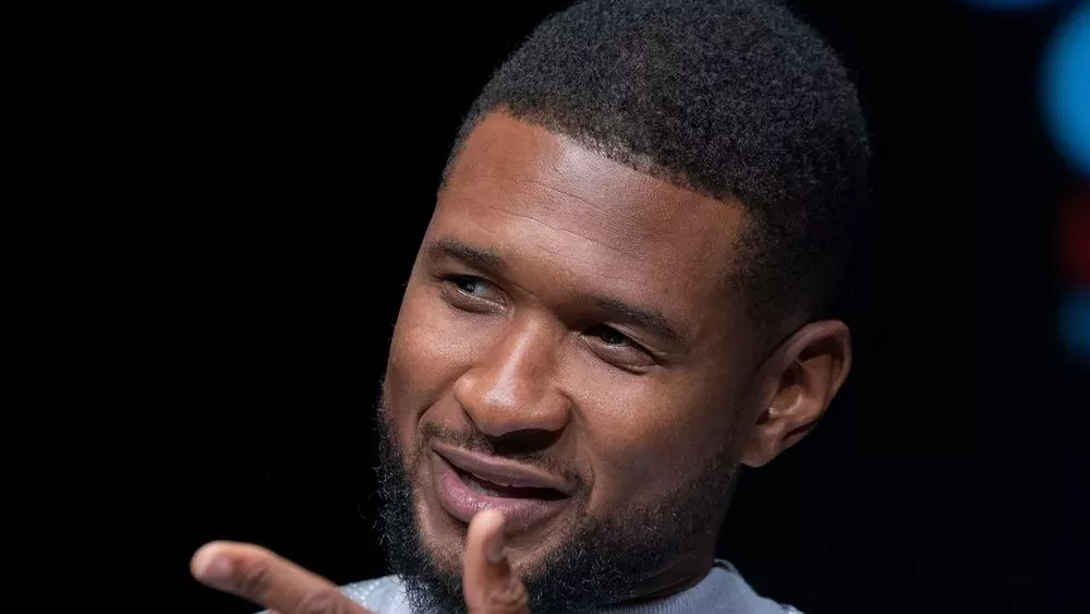 Super Bowl 2024: Usher ist der Star der legendären Halbzeitshow