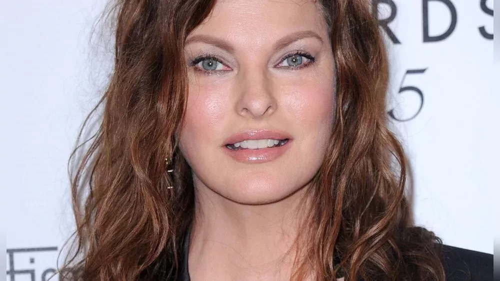 "Ich sterbe nicht daran": Linda Evangelista enthüllt Krebsdiagnosen