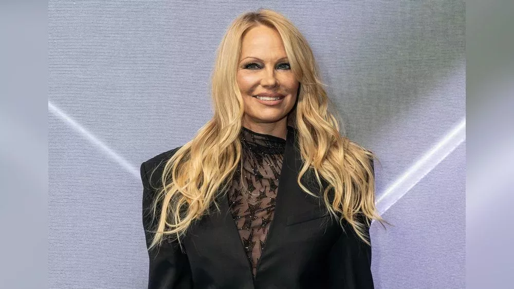 Pamela Anderson: Karriere-Push-up durch Memoiren