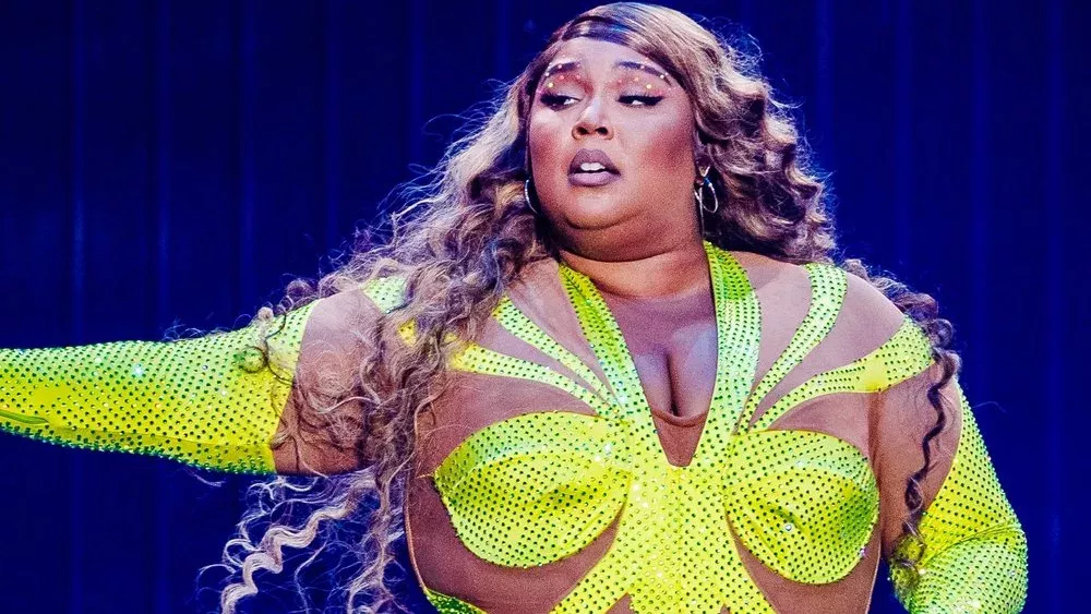 Lizzo reagiert erstmals auf Anschuldigungen: "Bin nicht die Schurkin"