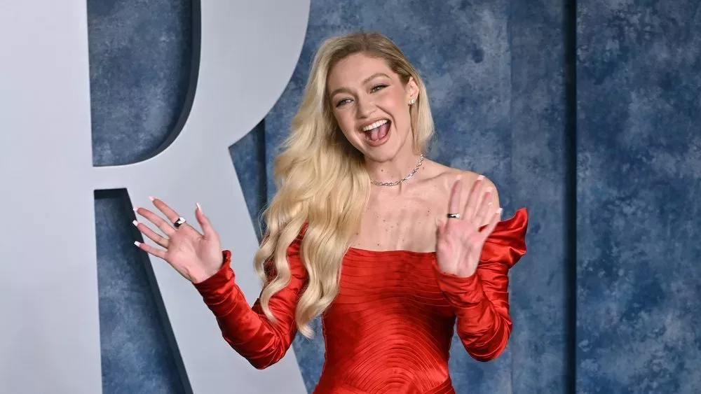 Gigi Hadid zeigt sich nach ihrer Verhaftung sorgenfrei in der Karibik