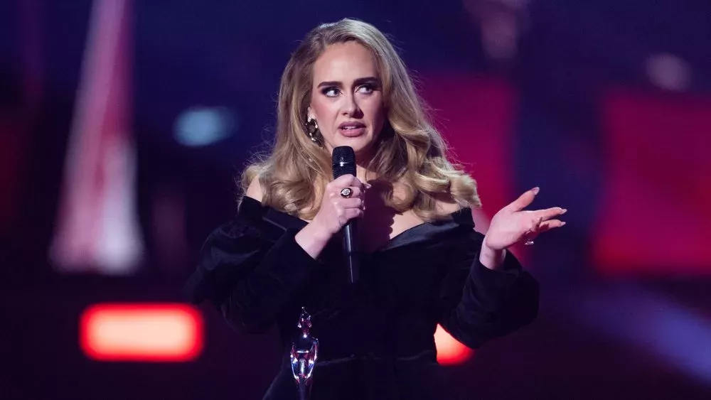 Sängerin Adele: "Hört auf, Sachen auf Künstler zu werfen"