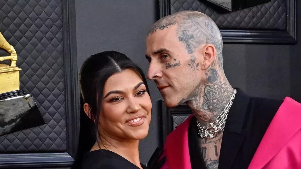 Kourtney Kardashian und Travis Barker enthüllen das Babygeschlecht