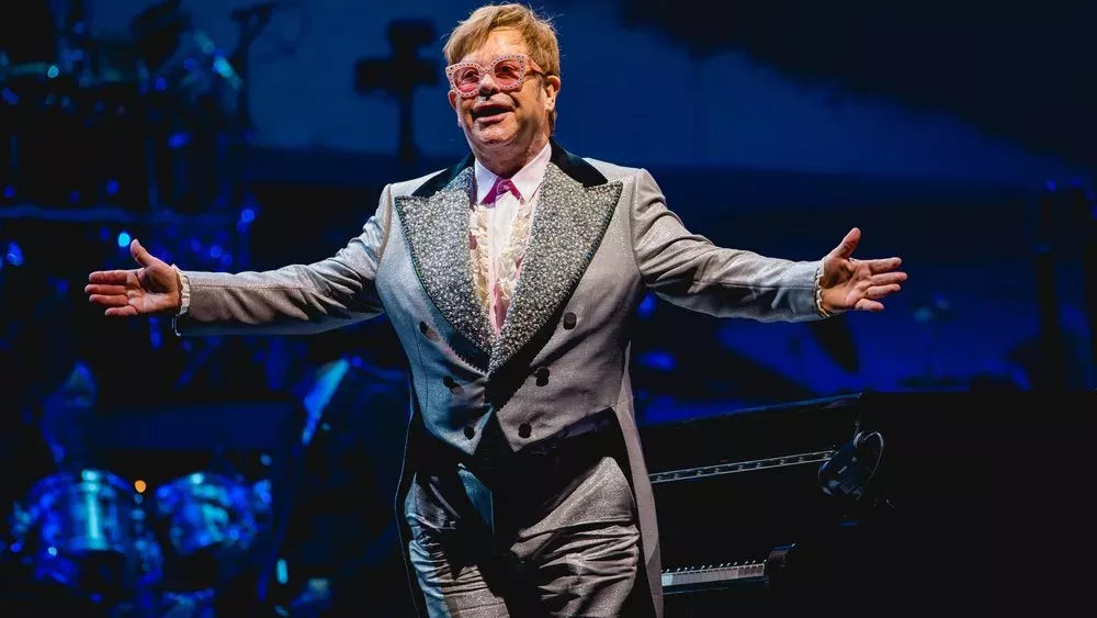 Elton John: Hochkarätige Special Guests bei Glastonbury Festival