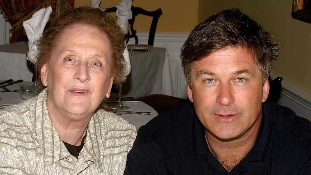 Alec Baldwin trauert um seine Mutter: "Wir vermissen sie"