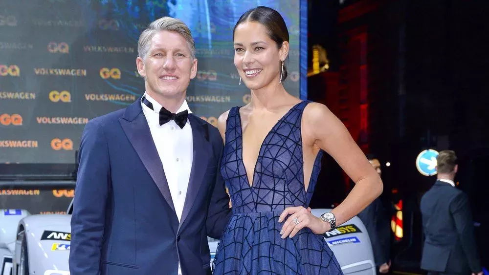 Bastian Schweinsteiger und Ana Ivanović: Baby Nummer drei ist da