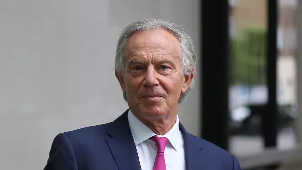 Tony Blair feiert 70. Geburtstag bei Krönung von König Charles III.