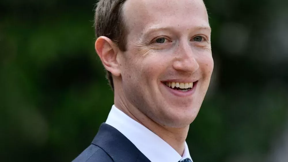 Mark Zuckerberg feiert 20. Facebook-Geburtstag: "Immer noch dabei"