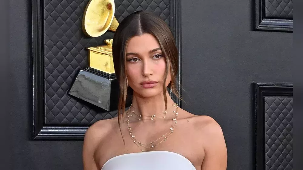 2023 ist für Hailey Bieber ein besonders schwieriges Jahr