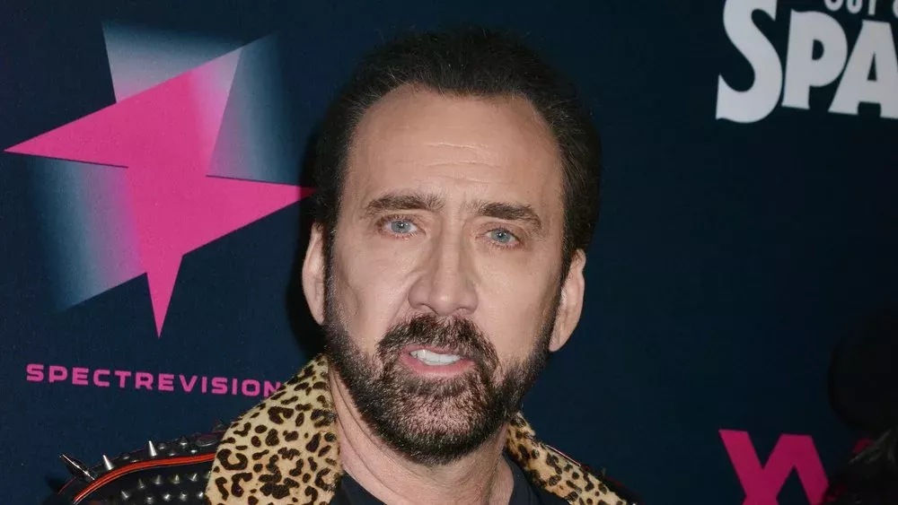 "Tut mir leid": Nicolas Cage bereut, Kakerlaken gegessen zu haben