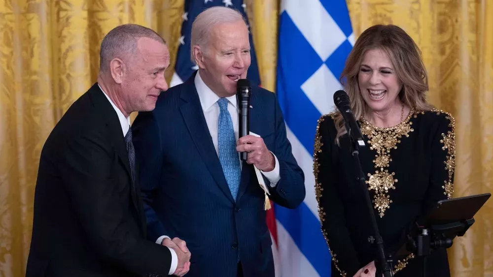 Tom Hanks und Ehefrau Rita Wilson feiern mit Joe Biden im Weißen Haus