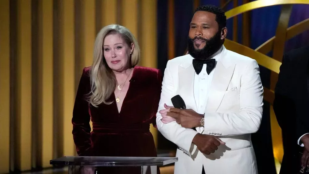 Gänsehaut-Auftritt von Christina Applegate bei den Emmys