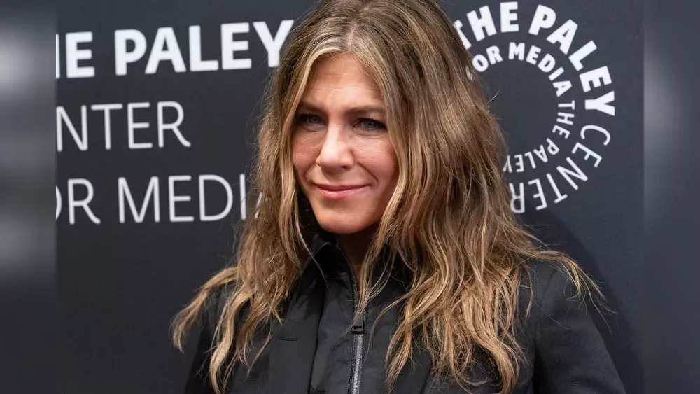 Ehrliches Video: Jennifer Aniston scheitert an Liegestützen