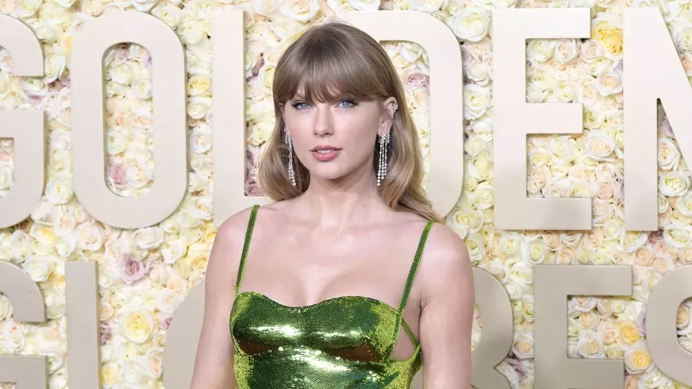Rauschte Taylor Swift beleidigt bei den Golden Globes ab?