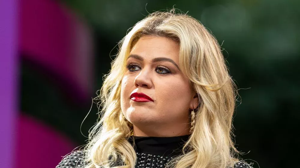 Kein Social Media! Kelly Clarkson spricht über ihre Erziehungsmethoden