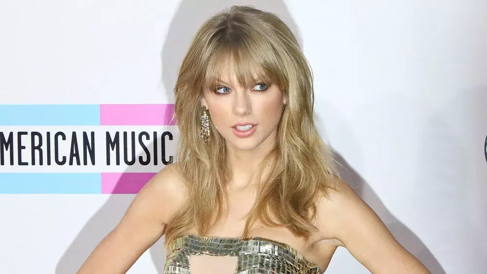 Seltenes Sammlerstück: Signierte Taylor-Swift-Demo-CD unter dem Hammer