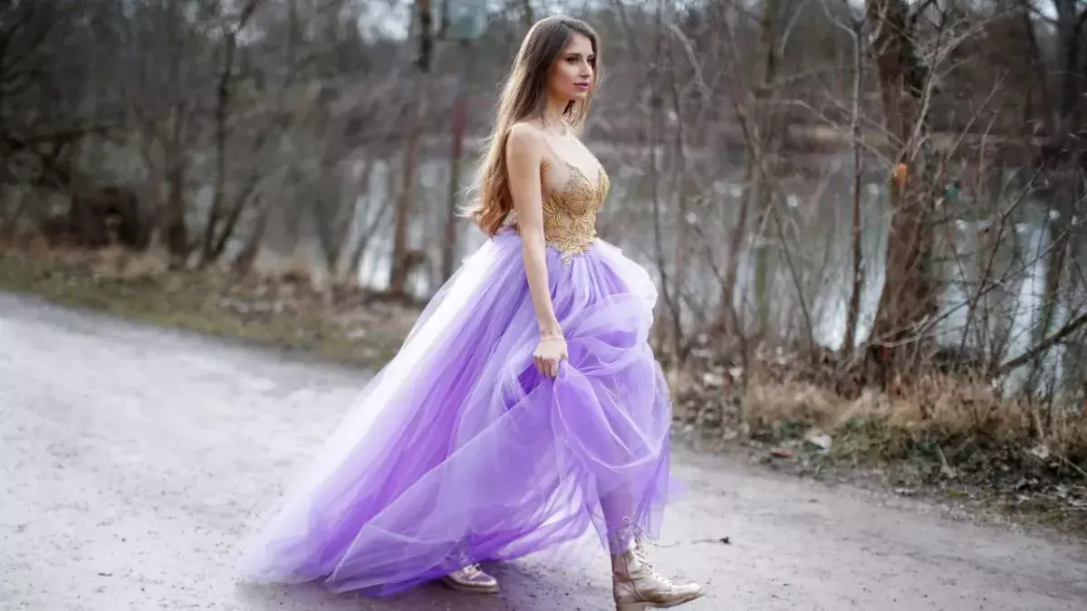 Cathy Hummels Street Style Shooting In Munich