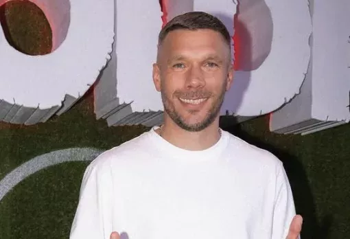 "Eine absolute Sauerei" Lukas Podolski kämpft um das Andenken seiner Oma