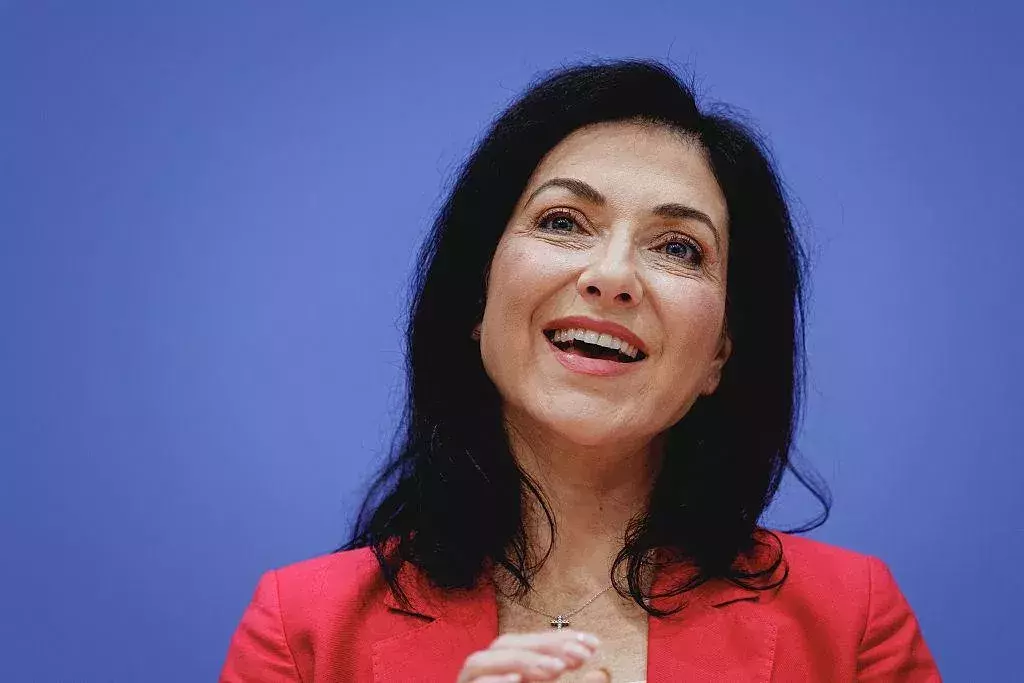 Katherina Reiche privat Wer sind ihr berühmter Ex und ihr aktueller Partner ?