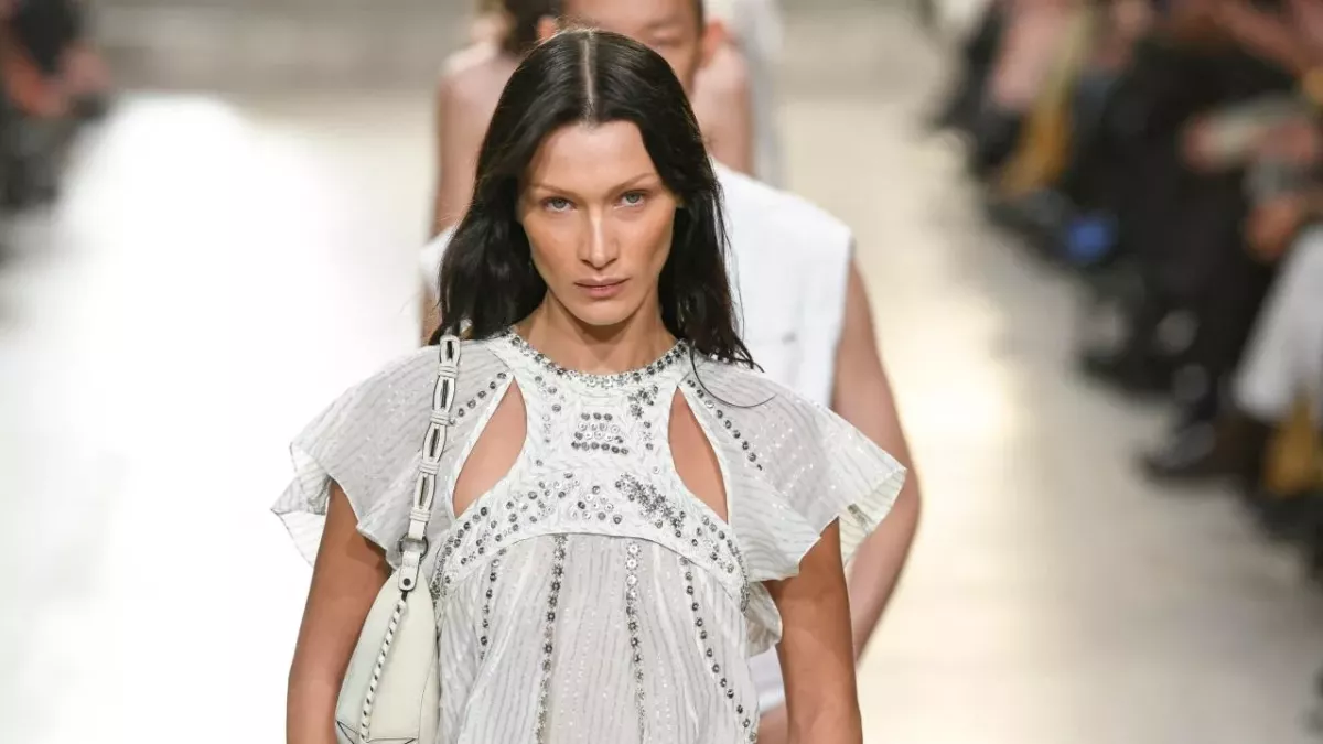 Bella Hadid hat sich zum neuen Partner ihrer Schwester geäußert