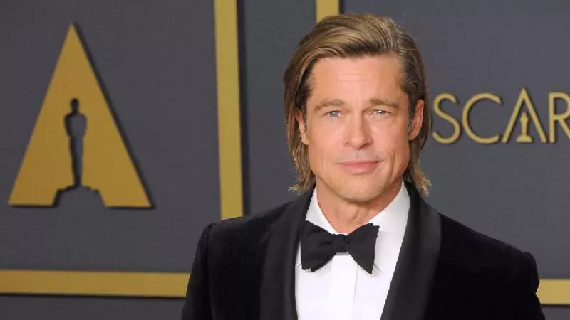 Brad Pitt und Allia Shawkat