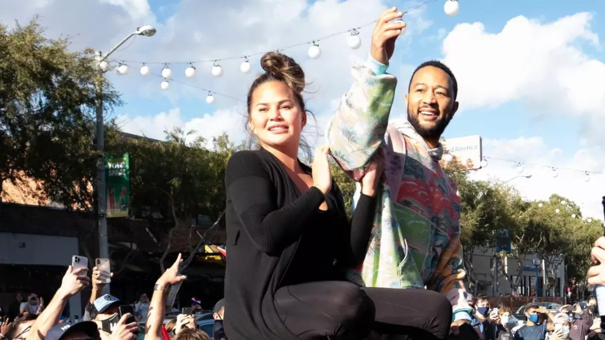 Chrissy Teigen happy, dass Joe Biden ihr nicht mehr folgt