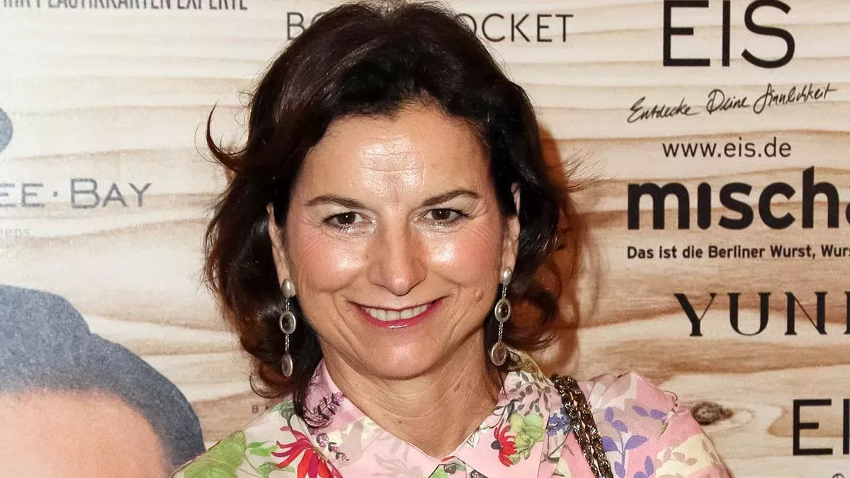 Claudia Obert 