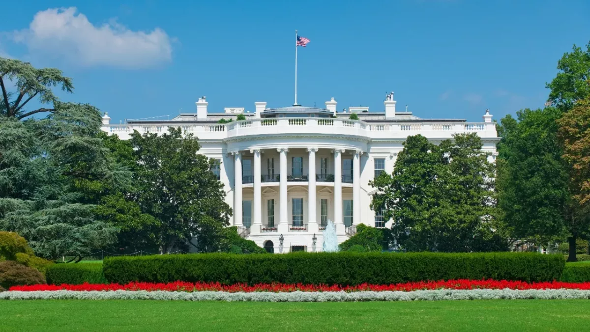 Das Weiße Haus erblüht nach dem Auszug der Trumps zu neuem Leben