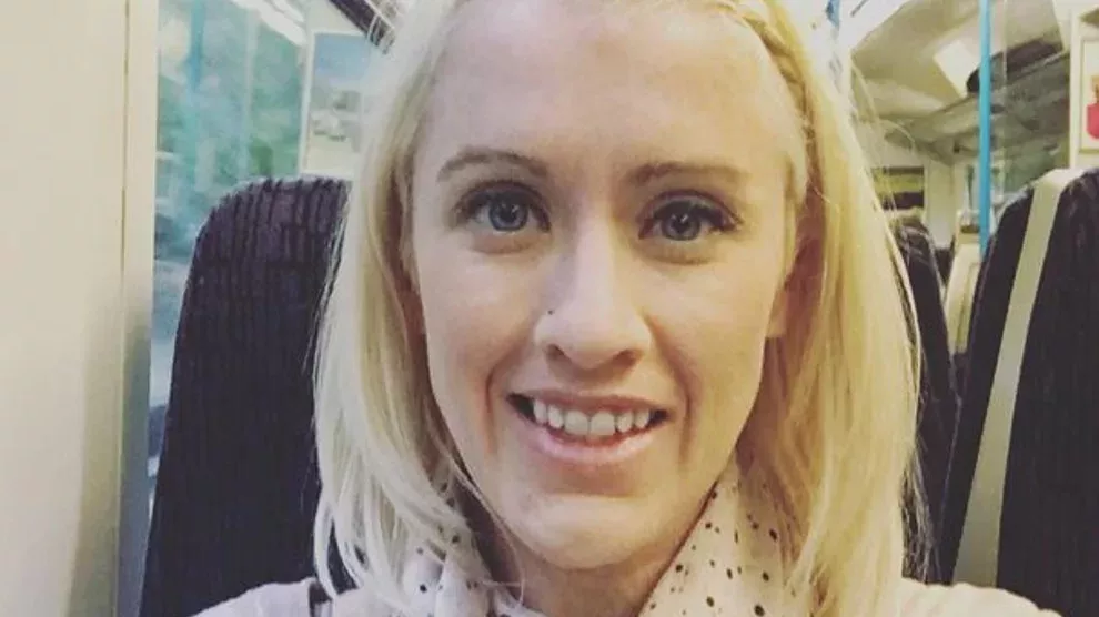 Menschliche Barbie: Schönheits-OPs machen Katie Rose zur Puppe