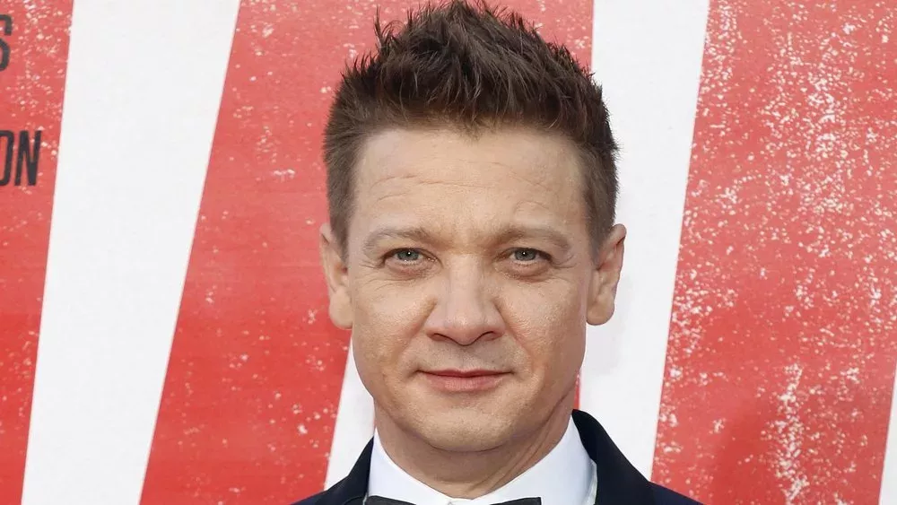 "Wichtig": Genesener Jeremy Renner ist wieder Schneepflug gefahren