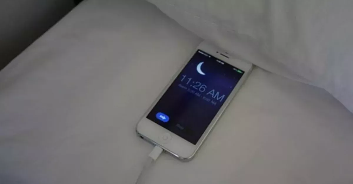 Was du unbedingt wissen solltest, wenn du deinen Akku nachts auflädst