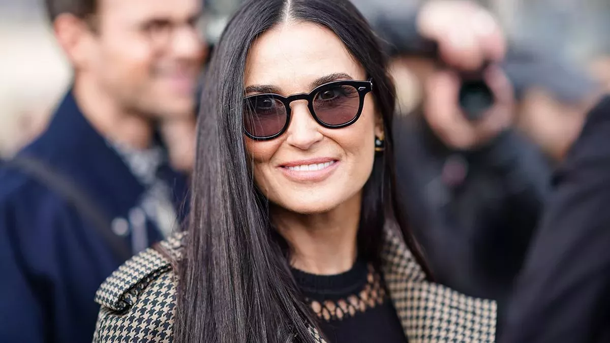 Demi Moore erstrahlt in natürlichem Glanz