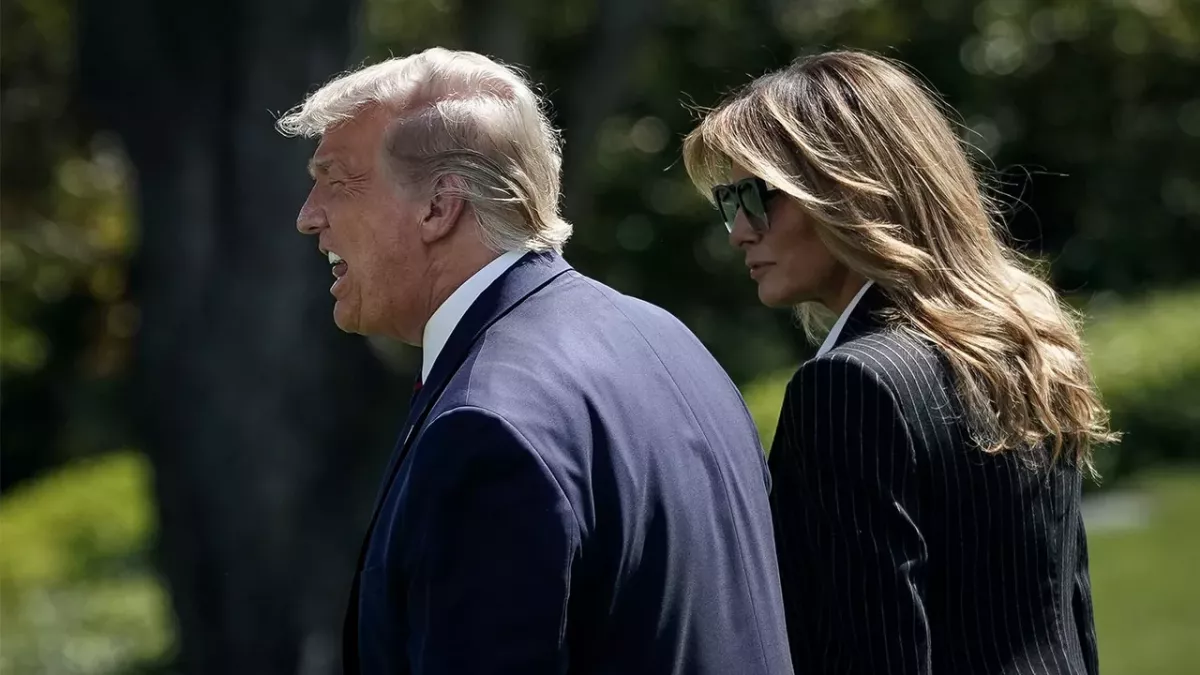 Donald Trump: Dieses Geschenk zum 10. Hochzeitstag hätte er sich sparen können 