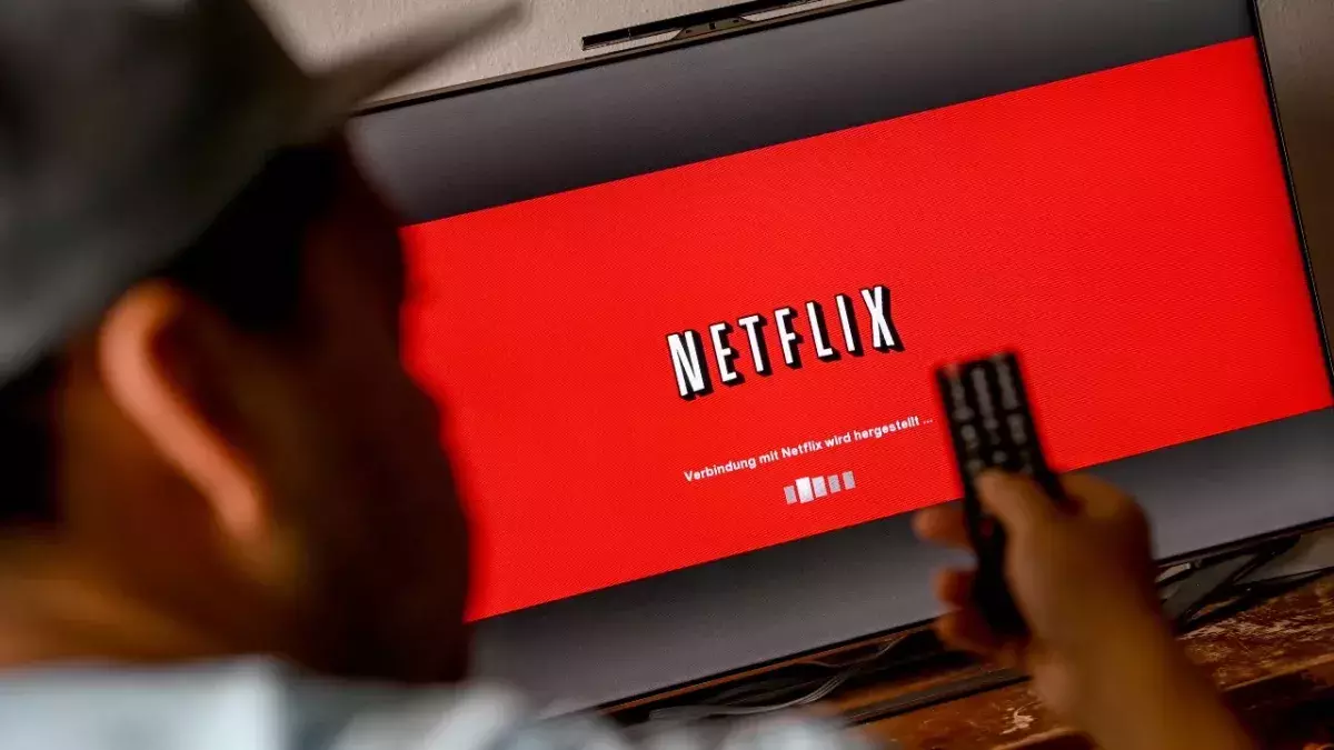 Fans der Netflix-Serie "Sex/Life" rätseln über bekannte Nacktszene