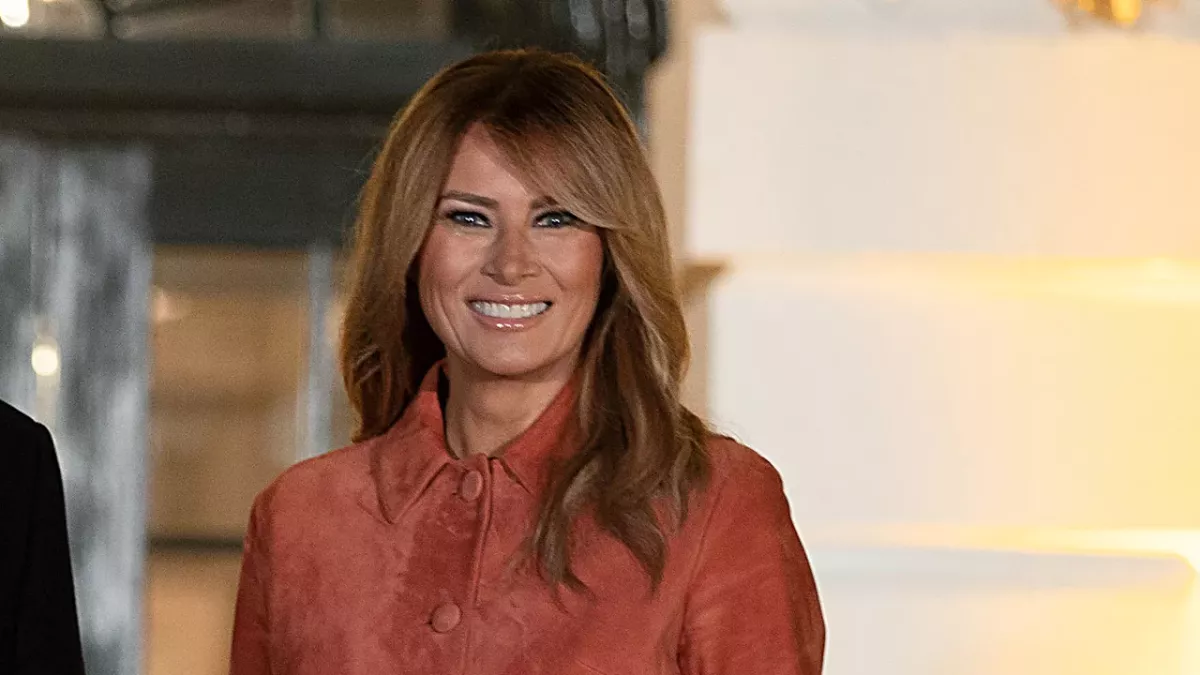 Frau gibt 65.000 Dollar für Schönheits-OPs aus, um auszusehen wie Melania Trump 