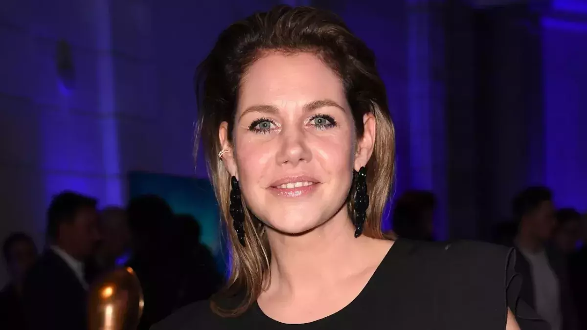 Lolle liebt: Felicitas Woll macht Beziehung zu "Let’s Dance"-Kandidat offiziell 
