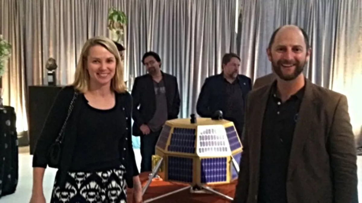 Marissa Mayer beim Launch des Moon Express.