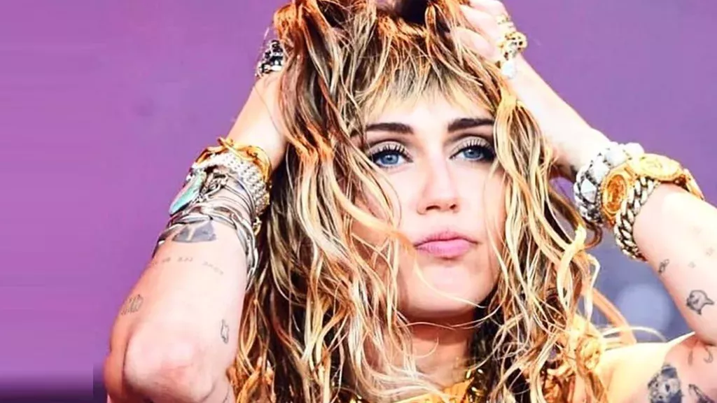 Miley Cyrus hat schon wieder eine OP hinter sich