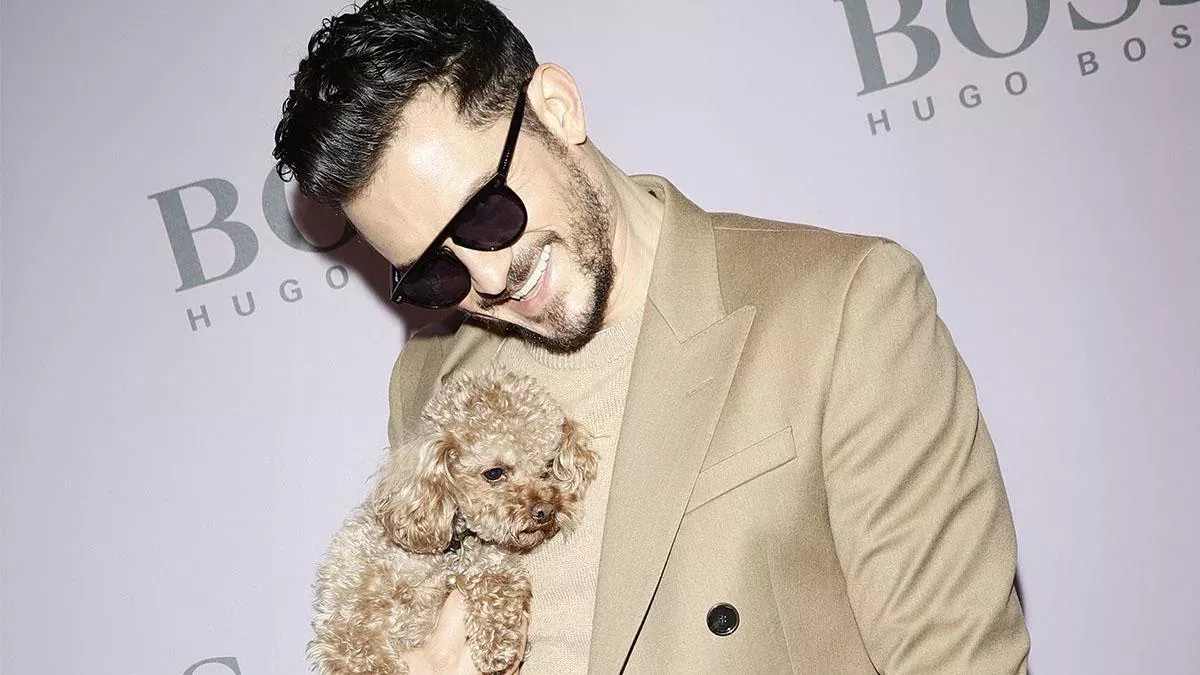 Orlando Bloom mit Pudel Mighty