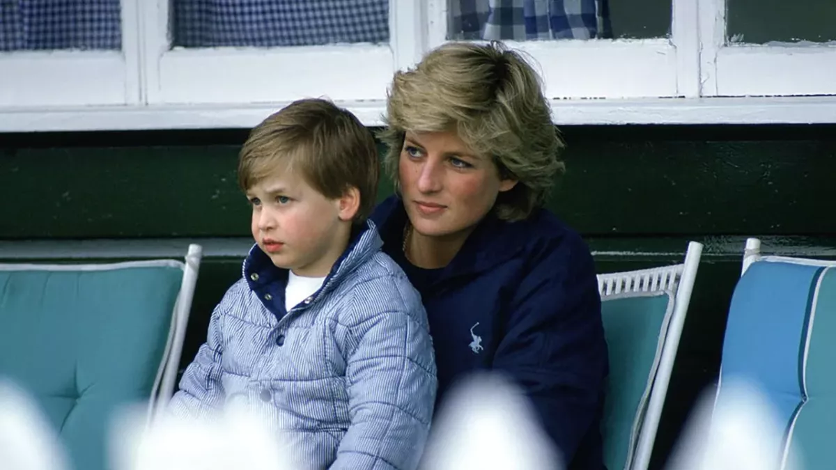 Prinz William schminkt Lady Diana: Kostbarer Familien-Schnappschuss taucht wieder auf