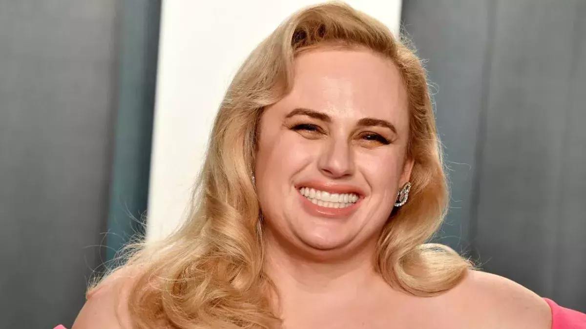 Rebel Wilson geht 2020 zur Vanity Fair Oscar Party